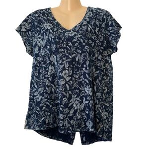 Ruff Hewn Blue Floral V-Neck Short Sleeve Top